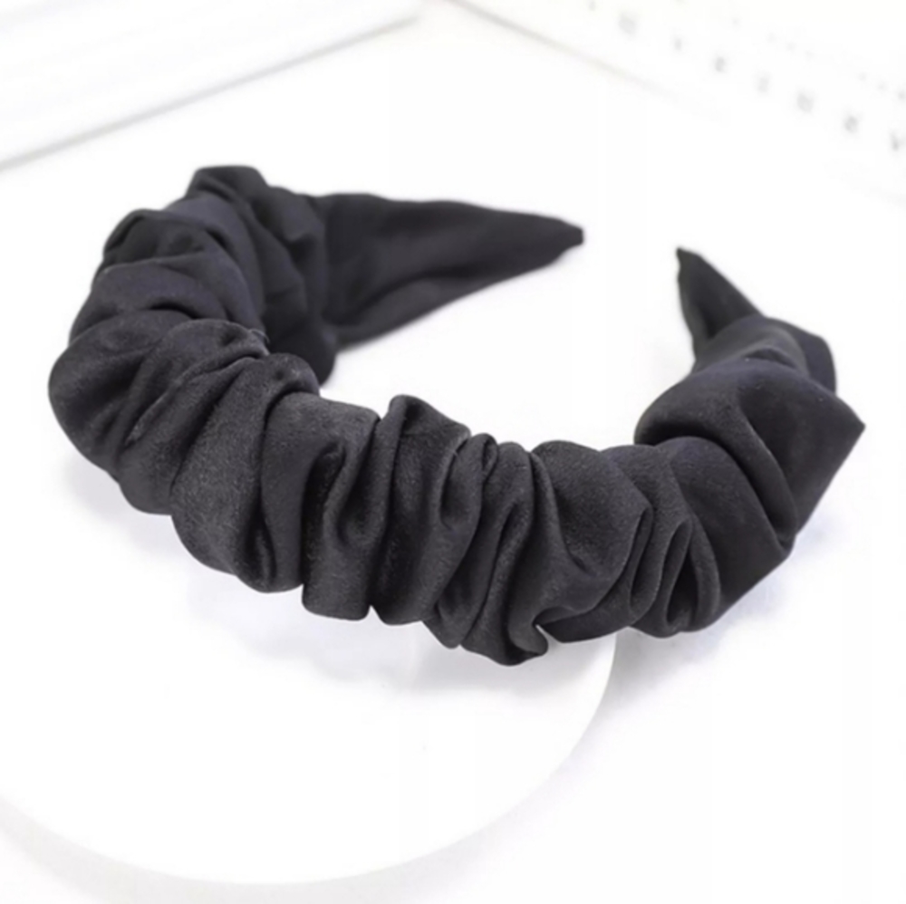 ⭐️1 Left⭐️ Luxe Satin Headband - Black